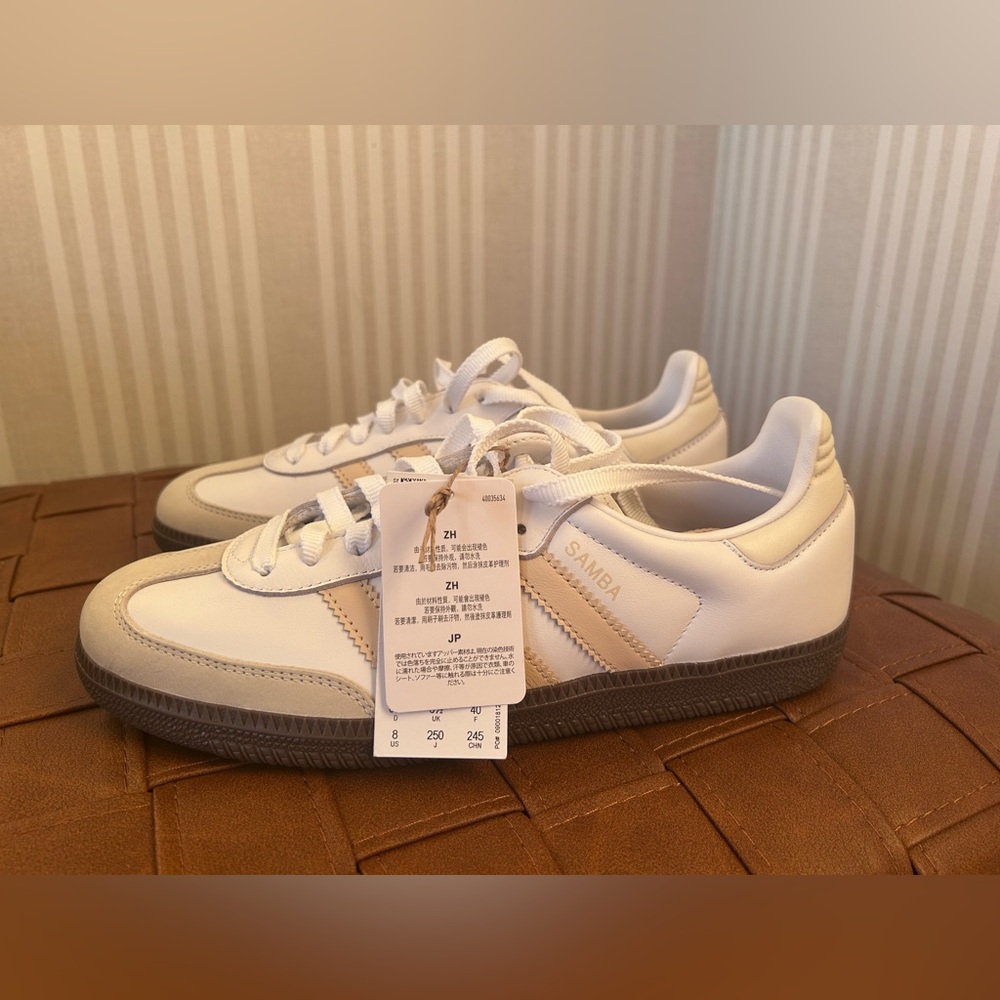 NWT Adidas Samba OG Athletic Sneaker White/Sand Strata / Off White Women’s Sz 8 - Picture 4 of 14